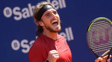 La derrota ante Nadal en Barcelona animó a Tsitsipas "a ser más impredecible"