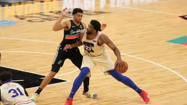 Embiid y Sixers se llevan el triunfo y consolidan liderato en el Este Embiid y Sixers se llevan el triunfo y consolidan liderato en el Este
