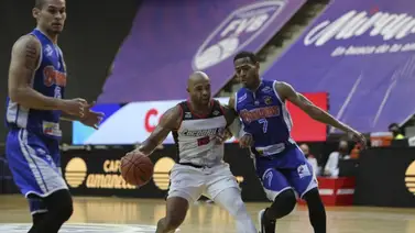 Cocodrilos devoró a Bucaneros y los aleja de la clasificación Cocodrilos devoró a Bucaneros y los aleja de la clasificación