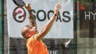 Renny Vega cambió los guantes por una raqueta de pádel