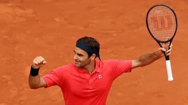 Djokovic, Nadal y Federer avanzan, Barty y Pliskova tropiezan
