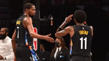 Durant e Irving alaban la gran labor de equipo y haber cumplido en su campo