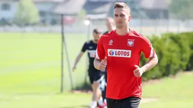 Polonia pierde por lesión a Milik y deja el ataque a cargo de Lewandowski Polonia pierde por lesión a Milik y deja el ataque a cargo de Lewandowski