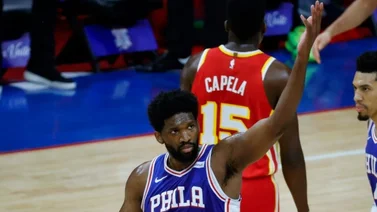 Embiid da el triunfo a los Sixers y empatan la serie