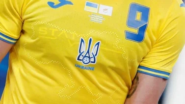 Ucrania desafía a la UEFA y afirma que llevará camiseta con lema nacionalista