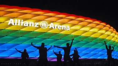 UEFA rechaza iluminación arcoiris del Allianz Arena en el Alemania-Hungría