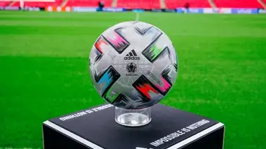 Adidas presenta el balón para las semifinales y la final de la Eurocopa Adidas presenta el balón para las semifinales y la final de la Eurocopa