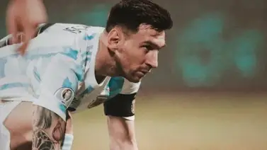 Messi va por Colombia que se aferra a las manos de Ospina Messi va por Colombia que se aferra a las manos de Ospina