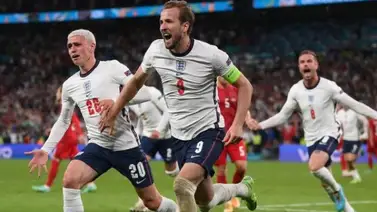 Inglaterra ruge y pisa una final después de 55 años Inglaterra ruge y pisa una final después de 55 años