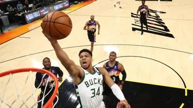 Antetokounmpo: "Tenemos que seguir siendo agresivos de vuelta en Milwaukee" Antetokounmpo: "Tenemos que seguir siendo agresivos de vuelta en Milwaukee"