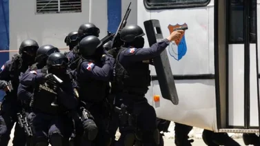 SWAT frustra atentado en juego de beisbol en EEUU