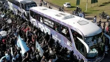 "Le han dado al pueblo una alegría inmensa", dice el presidente de Argentina