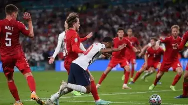 El VAR tuvo un 100 % de acierto y la UEFA ve correcto el penalti a Sterling El VAR tuvo un 100 % de acierto y la UEFA ve correcto el penalti a Sterling