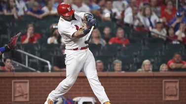 Molina pega sencillo y marca el triunfo de los Cardenales