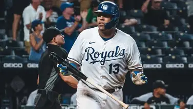 Fuerza de Salvador lidera reacción final de los Reales (+Videos) Fuerza de Salvador lidera reacción final de los Reales (+Videos)