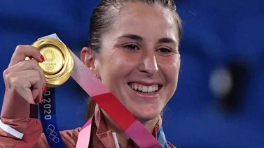 La suiza Belinda Bencic se cuelga el oro en Tokio ante Vondrousova