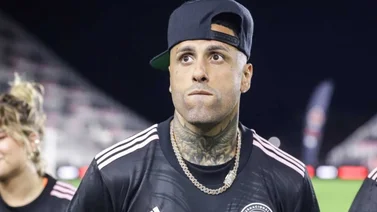 Nicky Jam se deja seducir en "Miami" su nuevo sencillo