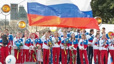 Rusia homenajea a sus medallistas en la plaza Roja