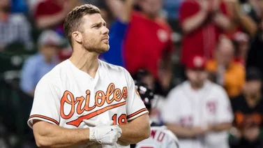 Lesión en la cadera obliga a Chris Davis a retirarse del béisbol activo