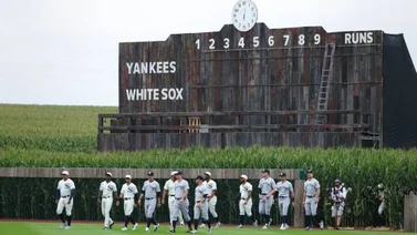 El comisionado Rob Manfred aprovecha éxito del "Field of Dreams Game" y lo repetirá en 2022