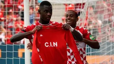 Moussa Niakhate frustra el estreno liguero del nuevo Leipzig Moussa Niakhate frustra el estreno liguero del nuevo Leipzig