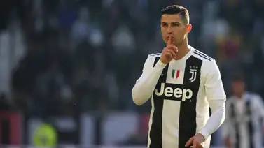 Cristiano Ronaldo rompe el silencio: "No puedo permitir que la gente siga jugando con mi nombre" Cristiano Ronaldo rompe el silencio: "No puedo permitir que la gente siga jugando con mi nombre"