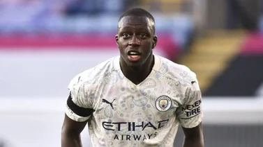 El Manchester City suspende a Benjamin Mendy por acusaciones de violación