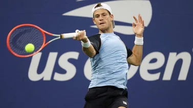 Schwartzman supera a Anderson pese a lluvia torrencial del huracán Ida