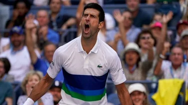 Djokovic pierde un set ante Nishikori pero gana y pasa a octavos