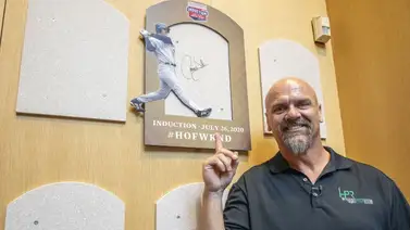 Larry Walker: De aspirante a jugador de hockey a miembro del Salón de la Fama Larry Walker: De aspirante a jugador de hockey a miembro del Salón de la Fama