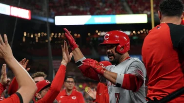 Eugenio Suárez y su fuerza indican el camino de los Rojos (+Videos)