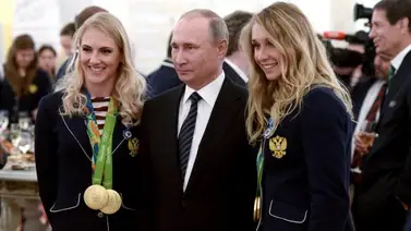 Putin condecora a los medallistas de oro rusos de Juegos de Tokio Putin condecora a los medallistas de oro rusos de Juegos de Tokio