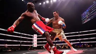 Holyfield arriesgó su vida al combatir Holyfield arriesgó su vida al combatir