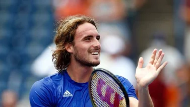 Tsitsipas cambia de opinión y decide vacunarse contra el COVID