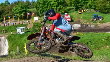 Centauros venezolanos listos para el motocross en Italia