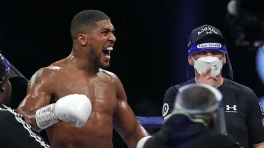 Joshua defiende sus títulos de peso pesado ante Usyk