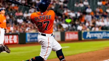 Altuve guía el triunfo de los Astros Altuve guía el triunfo de los Astros