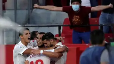 El Sevilla ganó con diez jugadores ante un Espanyol sin pólvora El Sevilla ganó con diez jugadores ante un Espanyol sin pólvora