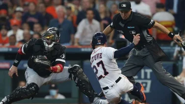 José Altuve hace historia en postemporadas y Astros golpean primero (+Videos)