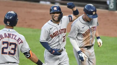 José Altuve jonronea y catapulta a los Astros a la Serie de Campeonato (+Videos)
