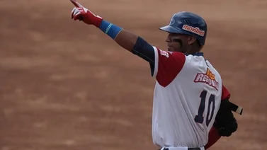 Danry Vásquez ajusta su swing para la 2021-2022 (+Video)