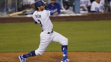 Dodgers y Chris Taylor no creen en Bravos con hachas (+Videos)