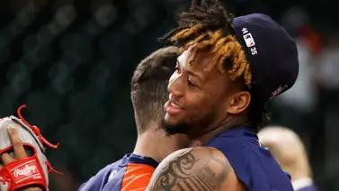 Ronald Acuña Jr. apunta a convertirse en la bestia de la Liga Nacional Ronald Acuña Jr. apunta a convertirse en la bestia de la Liga Nacional