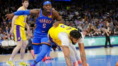 Lakers en búsqueda del carnet de identidad