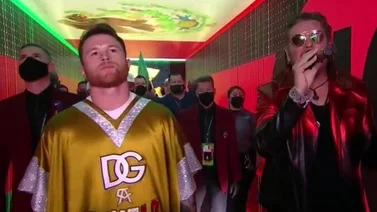 Canelo entra al ring al ritmo de Maná