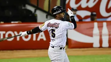 Caracas saca las garras y se impone con autoridad a Caribes Caracas saca las garras y se impone con autoridad a Caribes