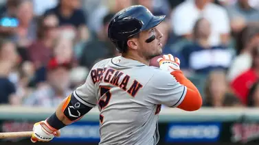 Alex Bregman visita el quirófano por su muñeca derecha Alex Bregman visita el quirófano por su muñeca derecha