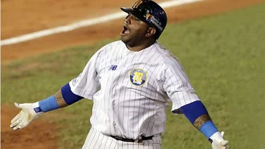 Pablo Sandoval ya está uniformado con el Magallanes