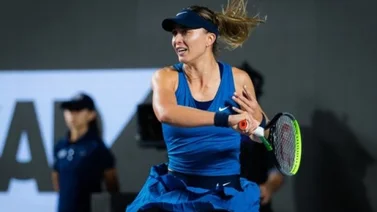 Badosa se impone ante Sakkari y avanza a semis de Guadalajara