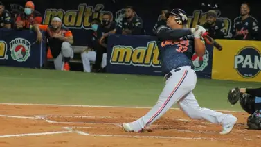 Willians Astudillo define con fuerza para Caribes (+Videos) Willians Astudillo define con fuerza para Caribes (+Videos)